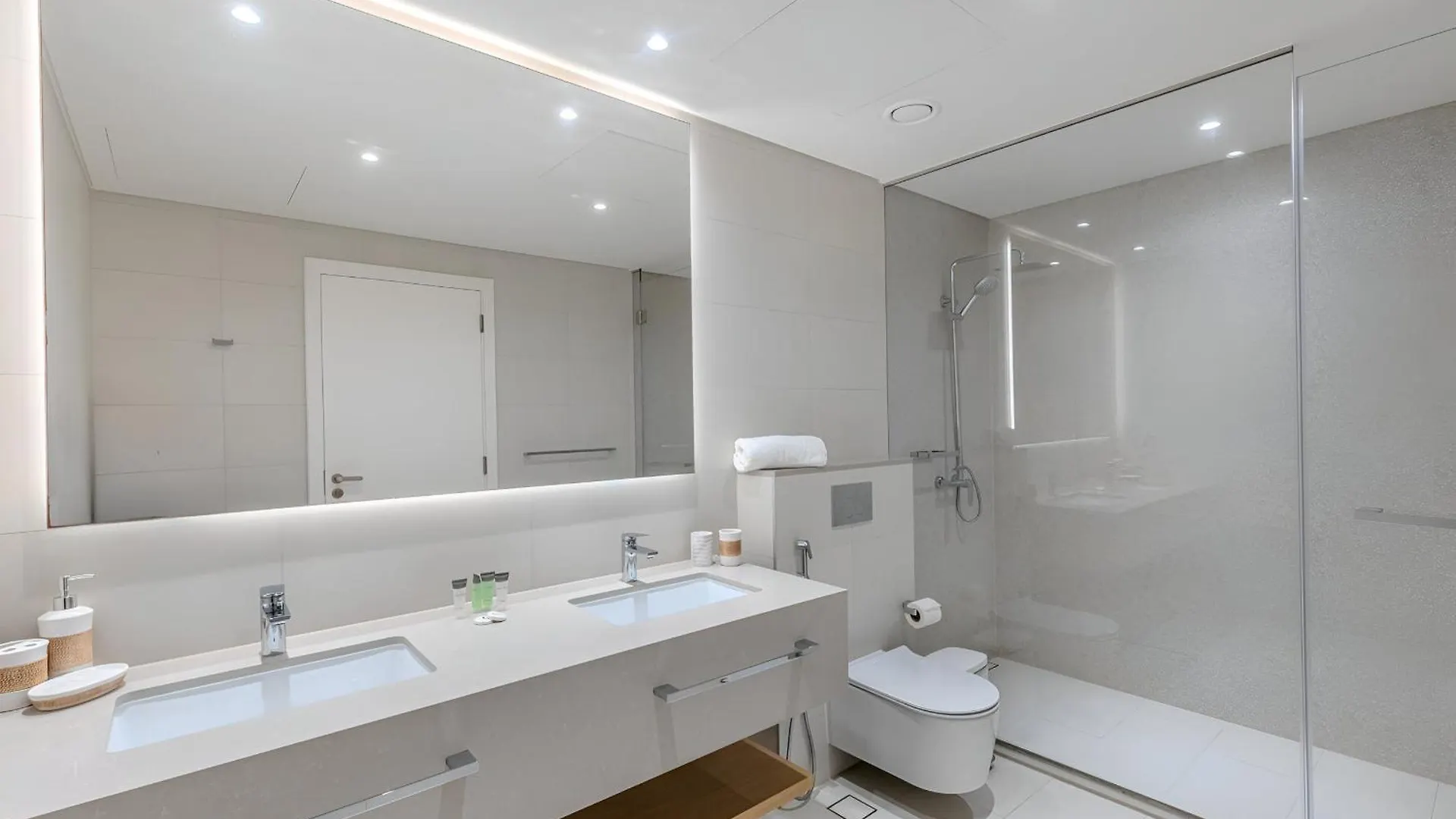 Extravagant 2Bdr Apartment In Jbr Dubai United Arab Emirates